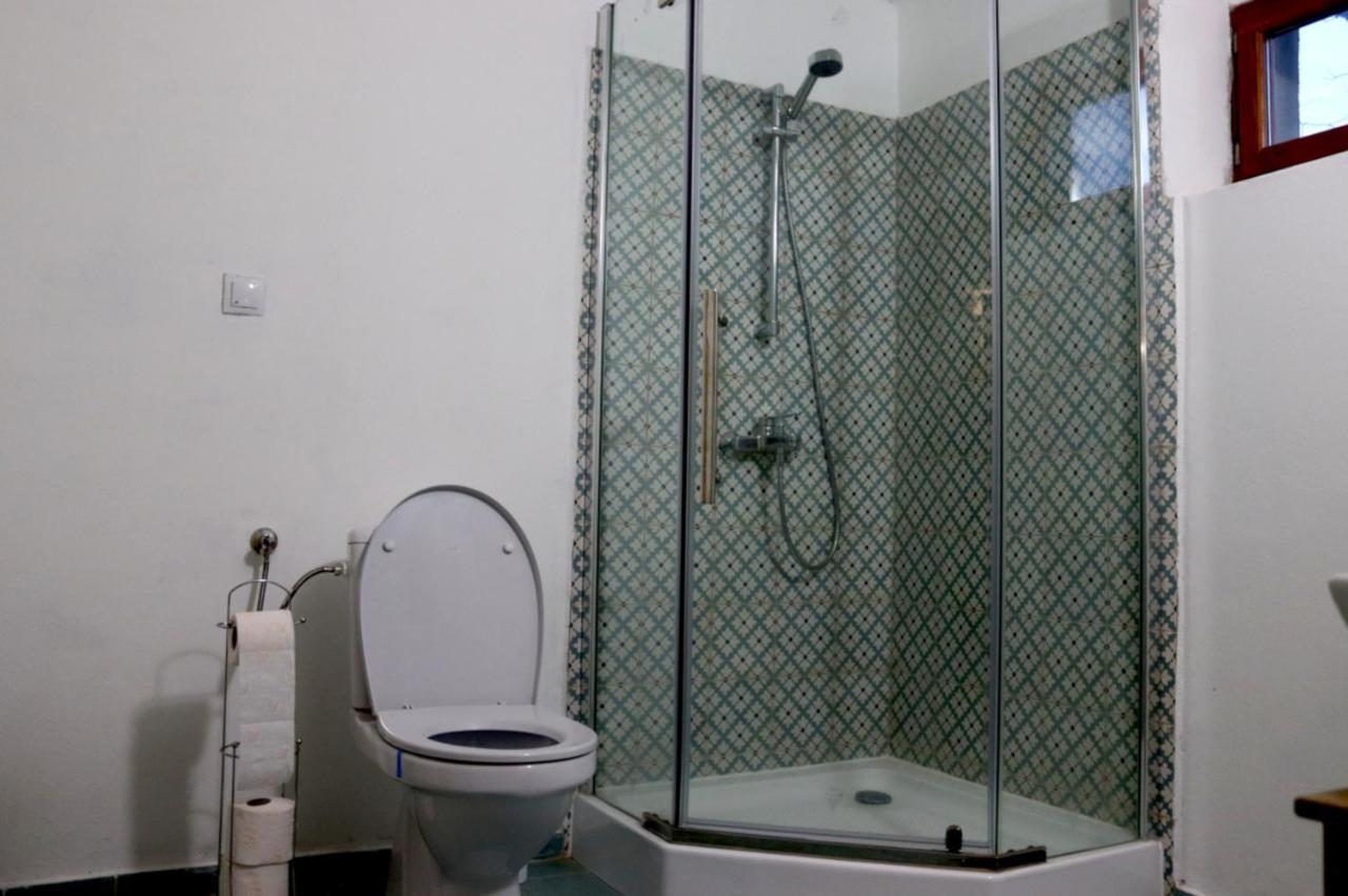 Galeria Turismului Montan Hostal Cîrţişoara Exterior foto